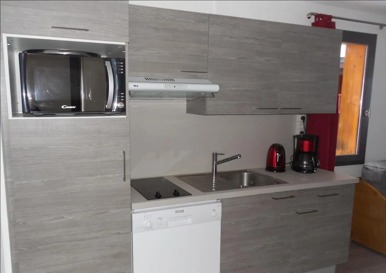 Apartment Belle Plagne 1 Appart 6 Pers Du Dimanche Au Dimanche Ski Au Pieds La Plagne